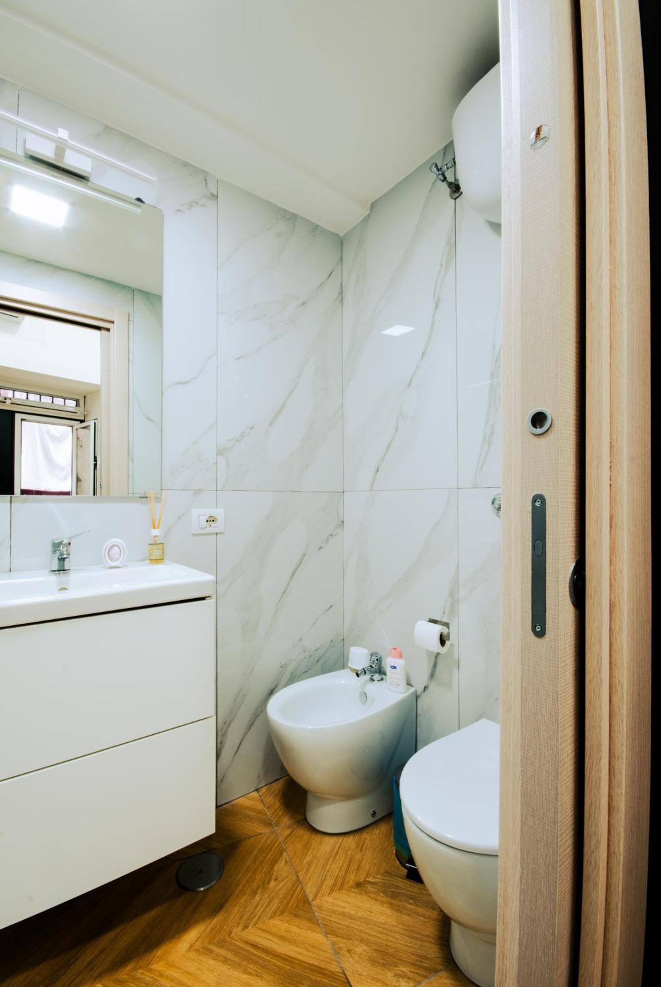 Apartamento La Casa Di Nini Napoli Centro Exterior foto