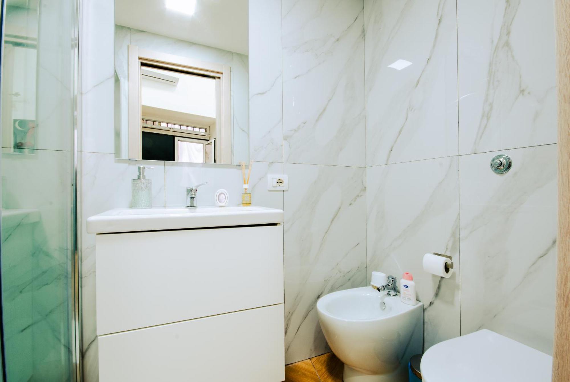 Apartamento La Casa Di Nini Napoli Centro Exterior foto