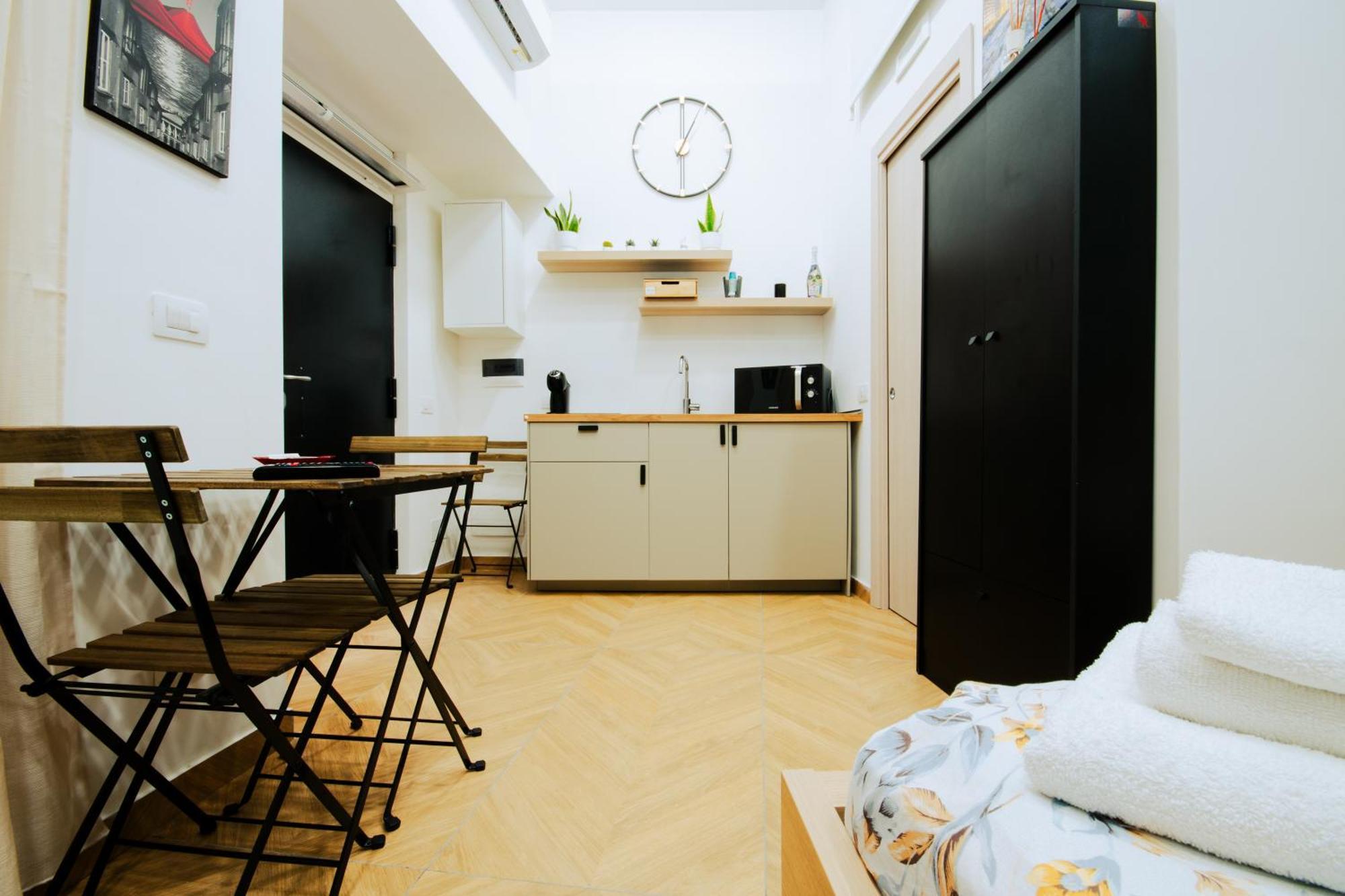 Apartamento La Casa Di Nini Napoli Centro Exterior foto